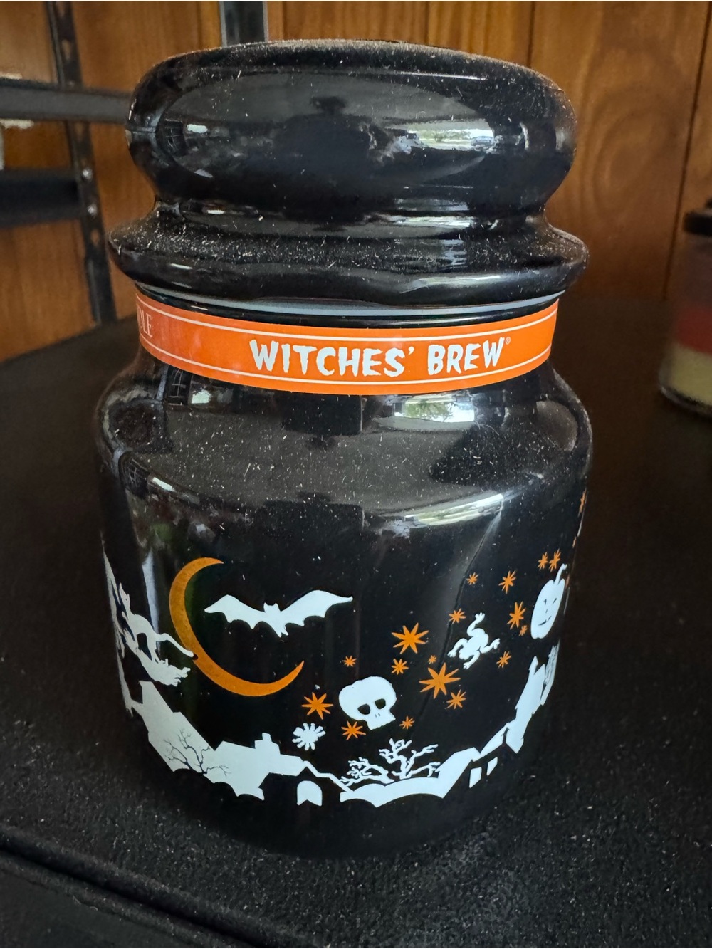 VERY RARE Witches Brew Yankee Candle  White/black/orange Discontinued jar